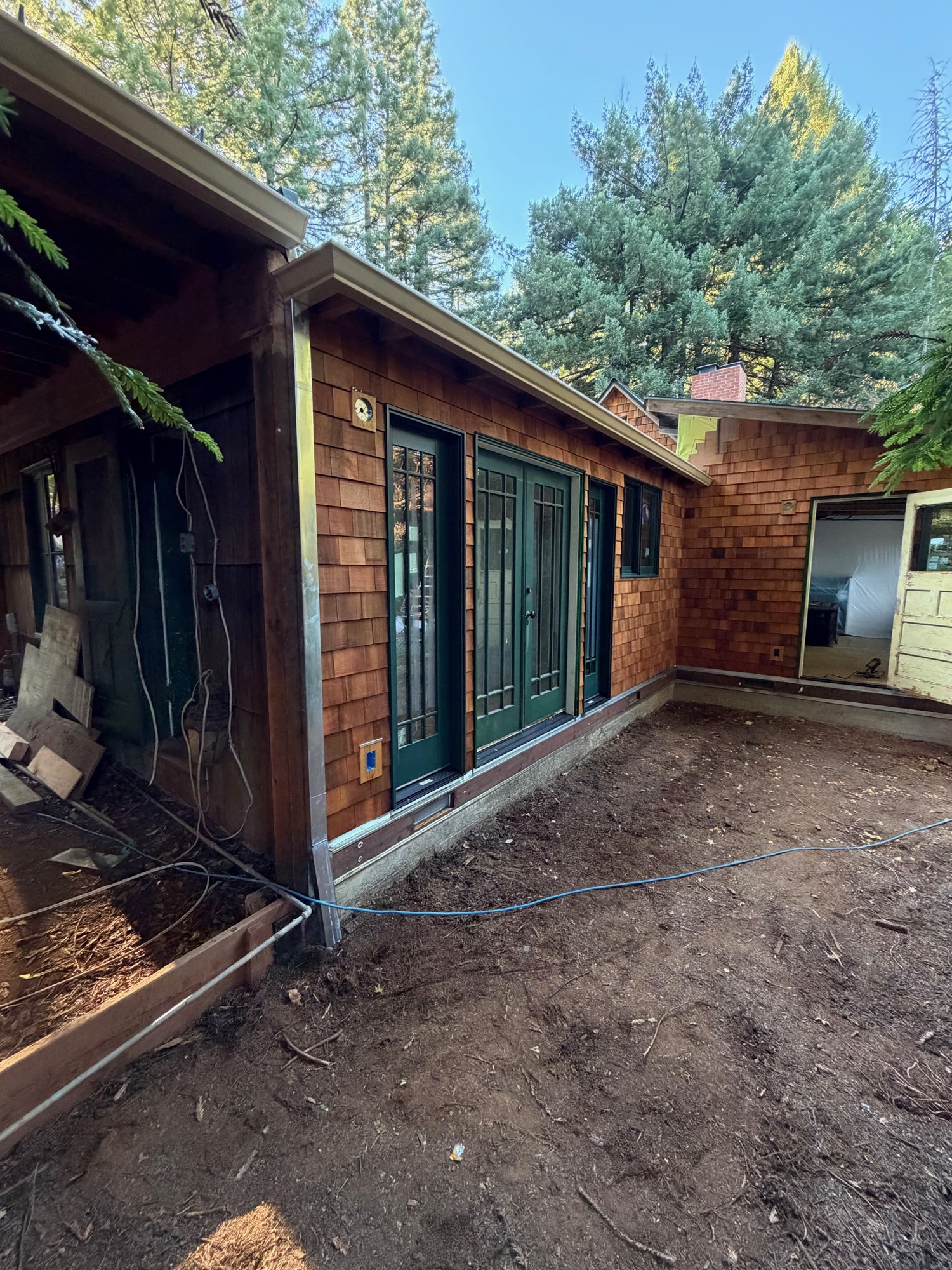 Gutters & exterior details