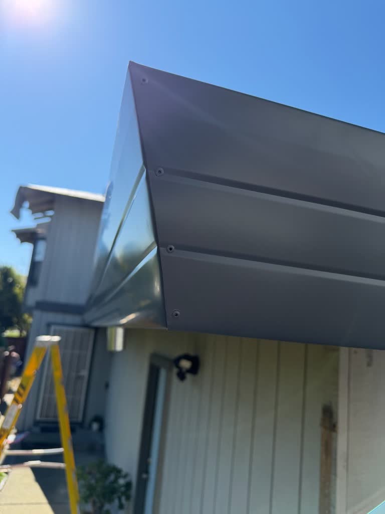 7.5 inch fascia gutter charcoal installation