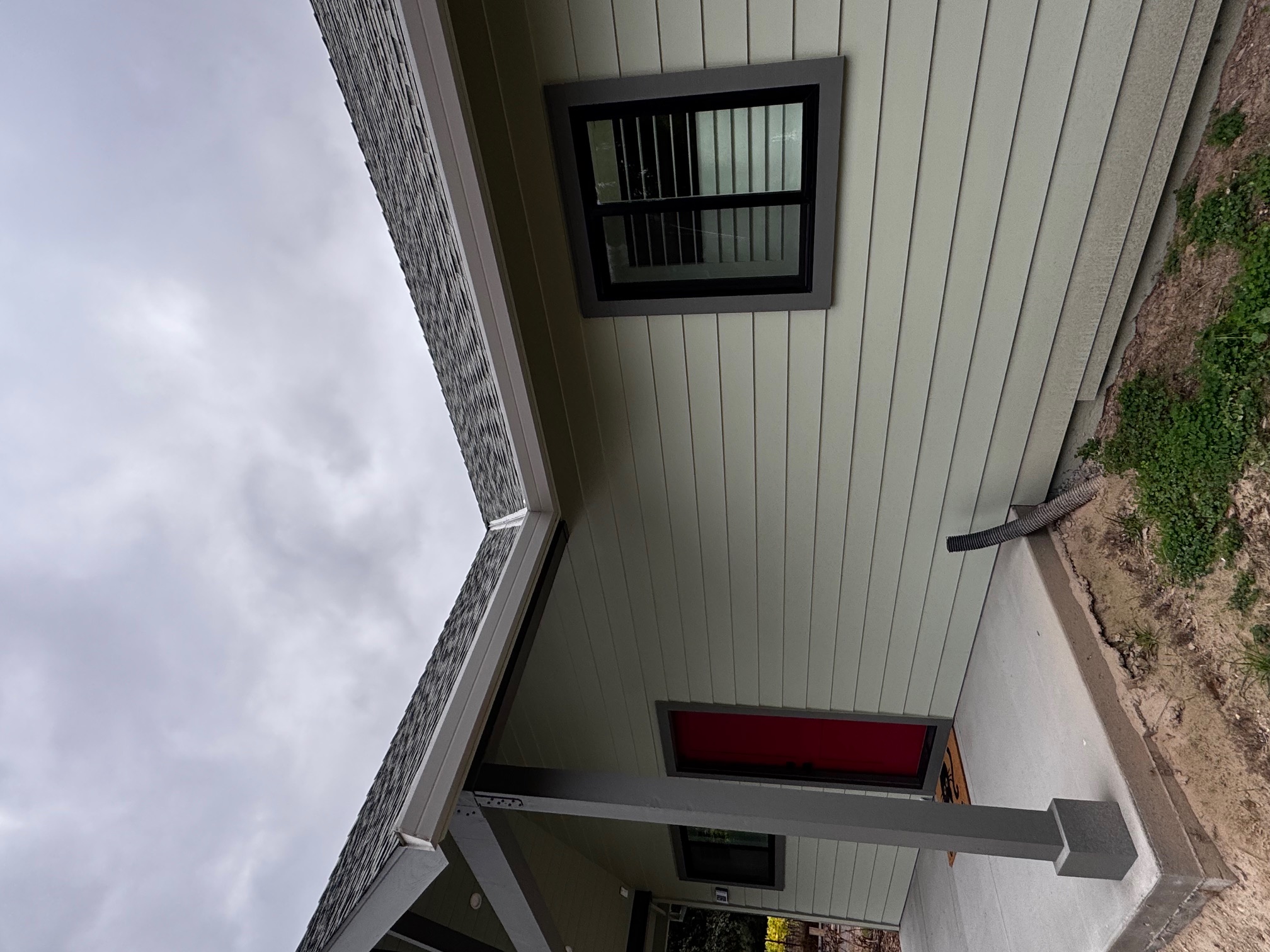 Tight eave profile gutter precision-fit to fascia